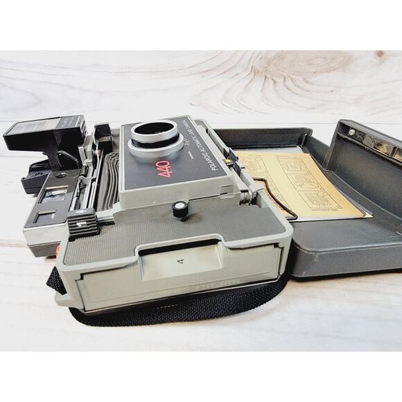 Polaroid Automatic Land Camera 440 W/Focused Flash Attachment & Manual Vintage - Picture 11 of 16
